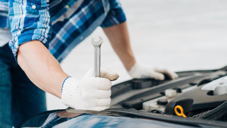 Manutenzione auto - fonte_Freepik.com